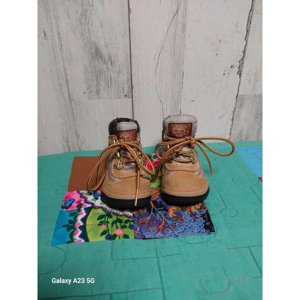 Timberland Toddlers Wheat Brown Field Boots 15845 Size 5